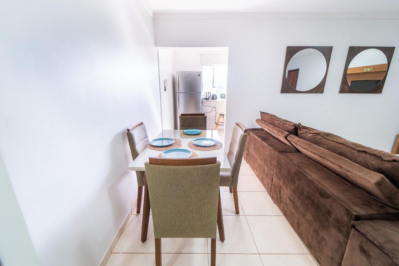 Ap 85M2 , 2Qts Com Suite , Estacionamento, Cozinha Completa , Wi-Fi 500Mb , Jr Catito Brasília Luaran gambar